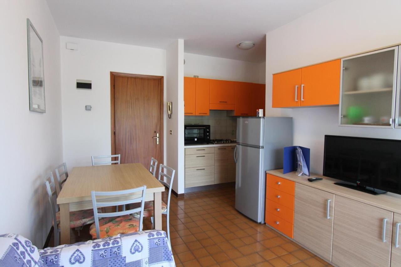 Appartamento Con Aria Condizionata Bibione Exteriör bild